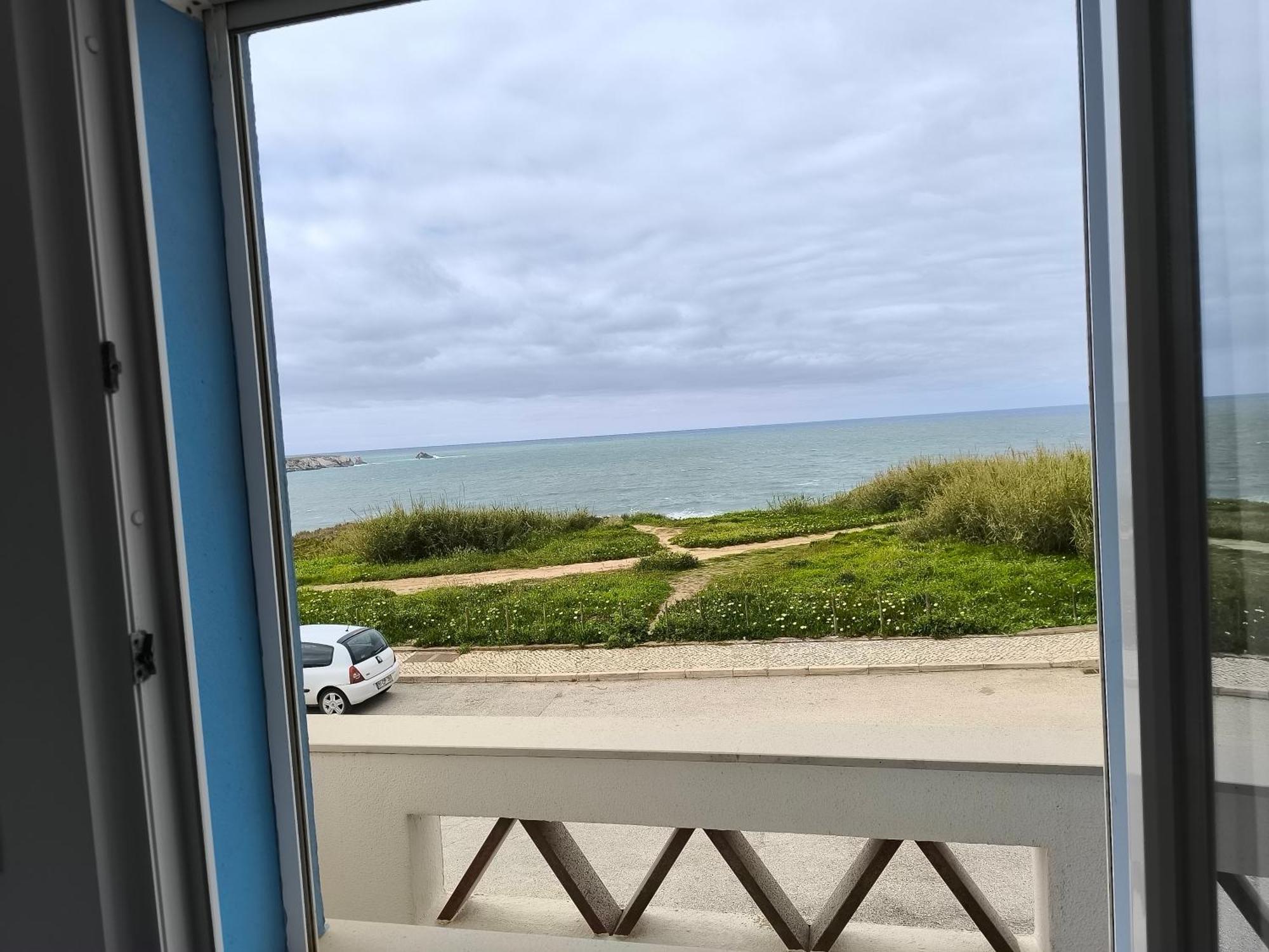 Baleal 4 Surf II Bed & Breakfast Ruang foto